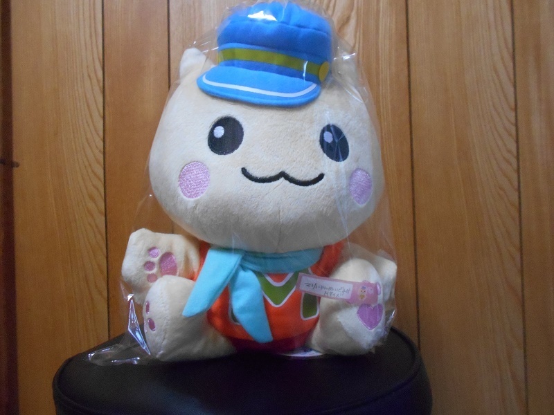 マリにゃんとカモメ隊長がっ 神津島 情報ガイド